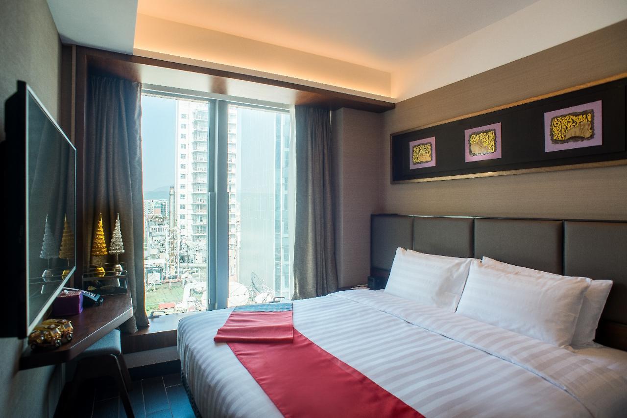 Soravit On Granville Hong Kong Exterior photo
