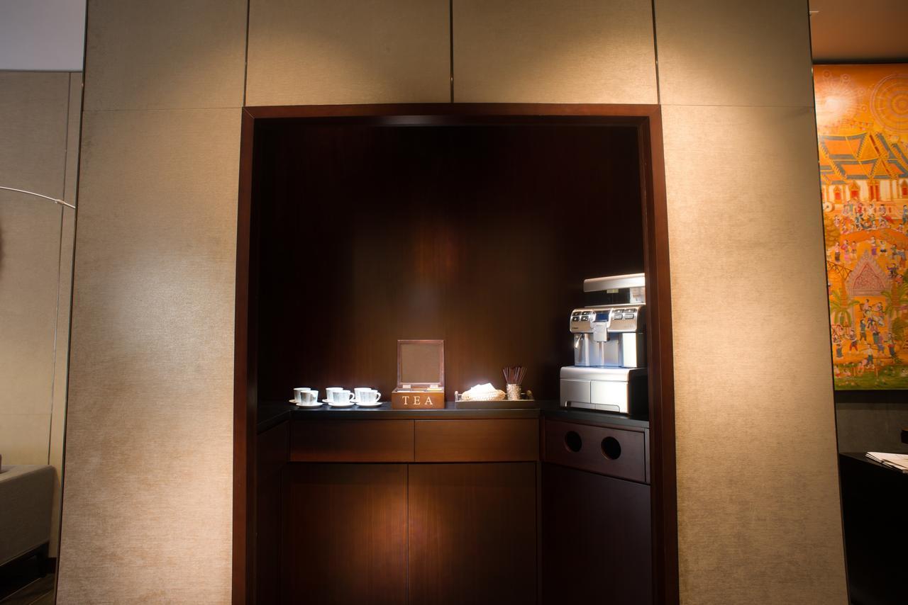 Soravit On Granville Hong Kong Exterior photo